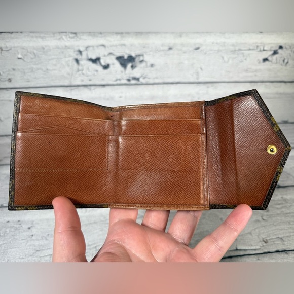 Louis Vuitton Portefeiulle Elise Trifold Wallet Monogram Canvas Leather - Picture 10 of 14